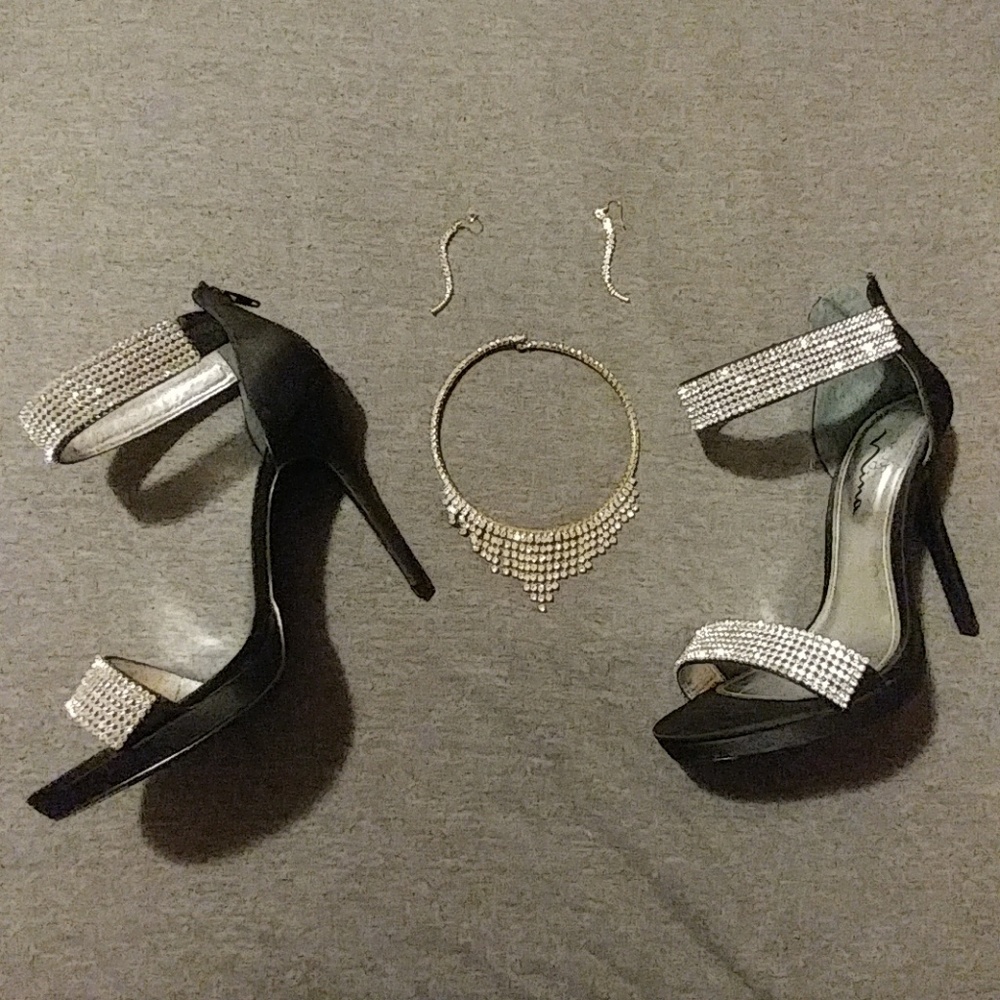 Choker Necklace